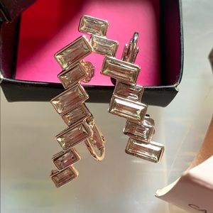 Avon ear cuff baguettes earrings